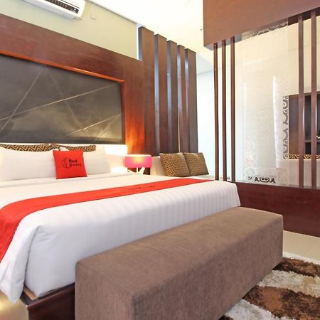 Reddoorz Premium Near Sleman City Hall Yogyakarta Exterior photo